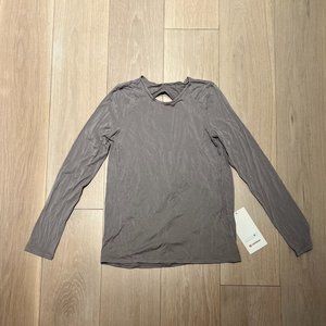 Lululemon - Timeless Twist LS